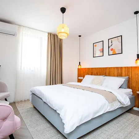 Old Town Nest Apartamento *