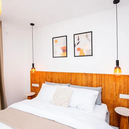 Old Town Nest Apartamento *