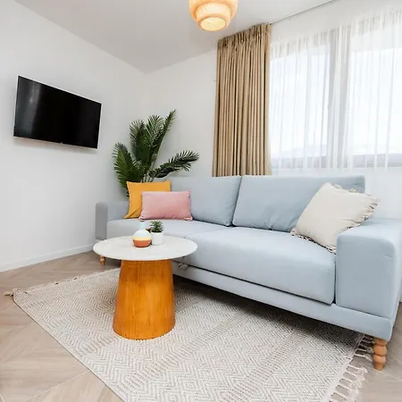 Old Town Nest Apartamento