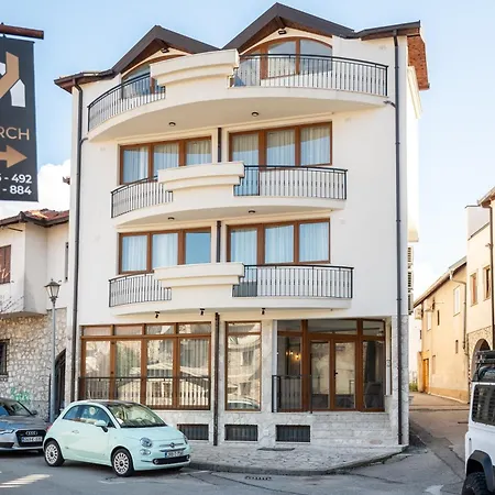 Old Town Nest Апартаменты *