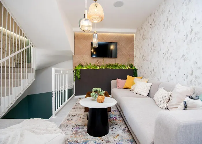 Old Town Nest Apartamento *